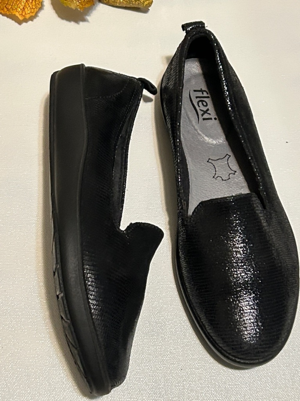 Flexi Black Textured Slip-On Loafers for Women - Picture 2 of 3